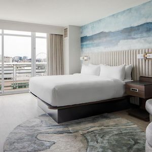 King Room Partial Water View